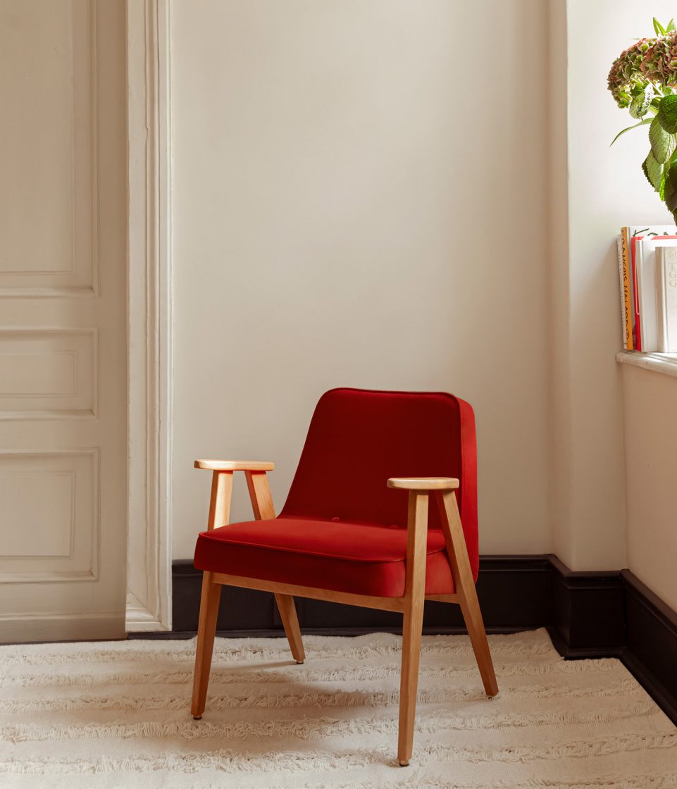 366_Concept-Armchair-W03-Velvet-Red Interior Design Dresden Polen